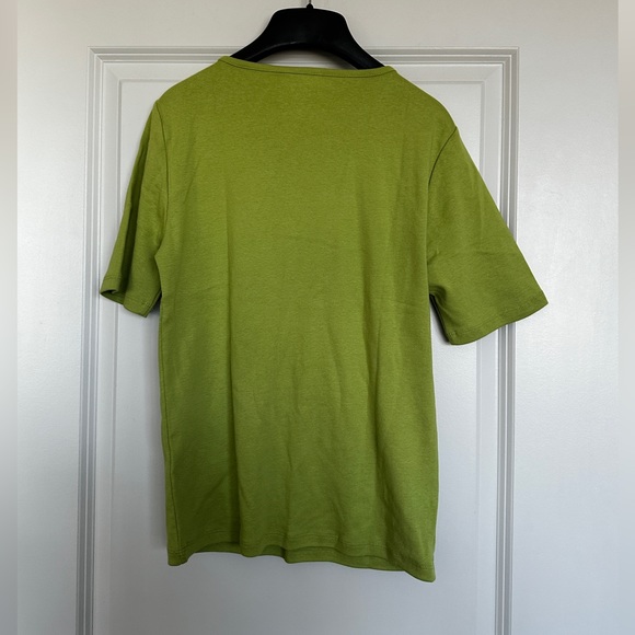 Perfect-fit elbow-sleeve T-shirt with buttons - Picture 4 of 7